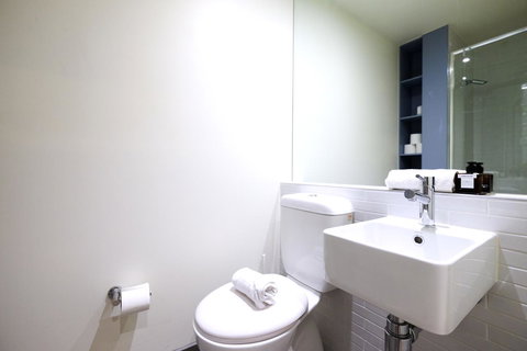 Mono Apartments On Franklin Street - New South Wales Tourism  23