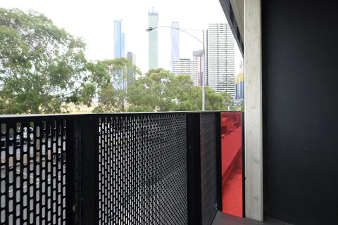 Mono Apartments On Franklin Street - New South Wales Tourism  4