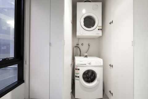 Mono Apartments On Franklin Street - New South Wales Tourism  9