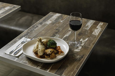 Brady Hotels Central Melbourne - New South Wales Tourism  23