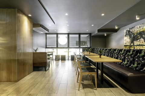 Brady Hotels Central Melbourne - New South Wales Tourism  14