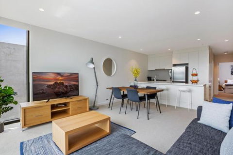 Experience Platinum Hotel Apartments - New South Wales Tourism  3