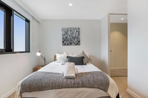 Experience Platinum Hotel Apartments - New South Wales Tourism  4