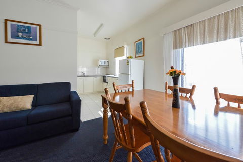 Heyfield Motel And Apartments - New South Wales Tourism  23