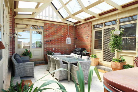 Oxford Rise Apartment - New South Wales Tourism  15