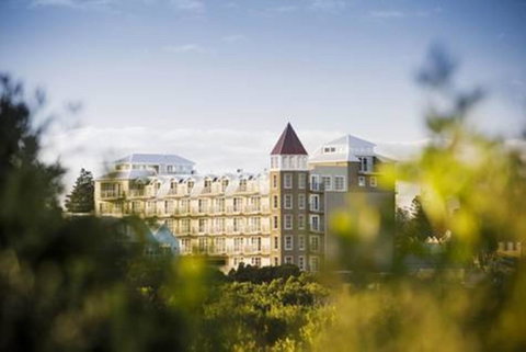 Deep Blue Hotel & Hot Springs - New South Wales Tourism  0