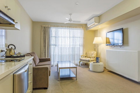 Deep Blue Hotel & Hot Springs - New South Wales Tourism  42