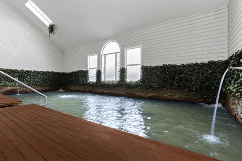Deep Blue Hotel & Hot Springs - New South Wales Tourism  12