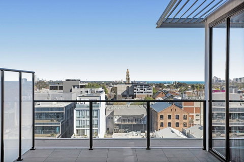 Melbourne City Apartments - Teri - New South Wales Tourism  24