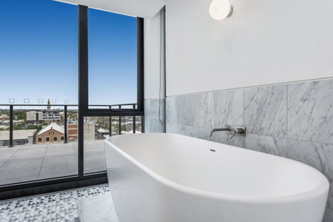 Melbourne City Apartments - Teri - New South Wales Tourism  5