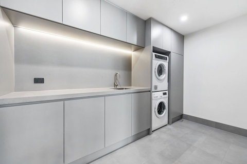 Melbourne City Apartments - Teri - New South Wales Tourism  6