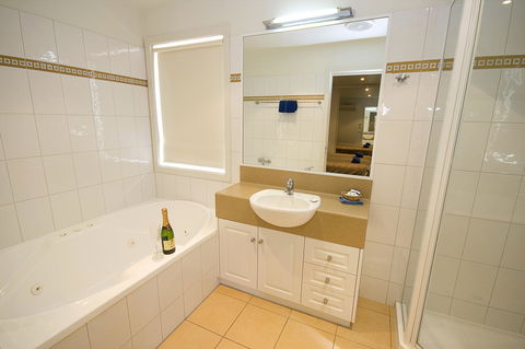 Anchorage Motel & Villas Lorne - New South Wales Tourism  23