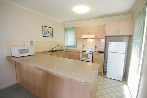 Anchorage Motel & Villas Lorne - New South Wales Tourism  25