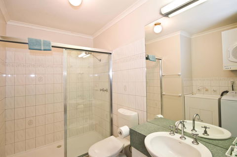 Anchorage Motel & Villas Lorne - New South Wales Tourism  33