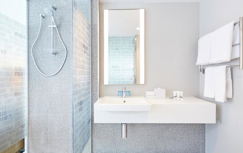 Holiday Inn Express Melbourne Southbank, An IHG Hotel - New South Wales Tourism  12