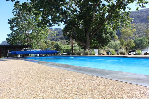 Halls Gap Lakeside Tourist Park - New South Wales Tourism  6