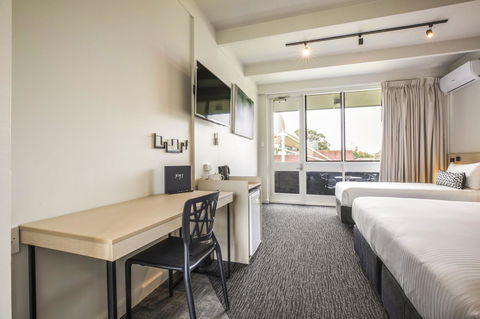 Nightcap At Seaford Hotel - New South Wales Tourism  29