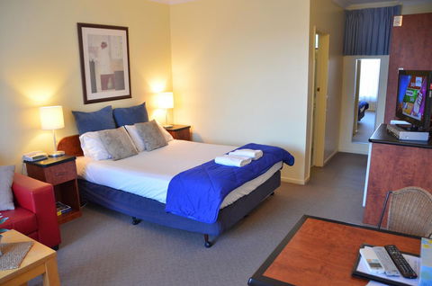 The Sandridge Motel - New South Wales Tourism  17