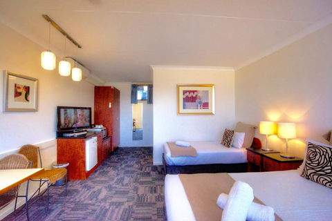 The Sandridge Motel - New South Wales Tourism  10