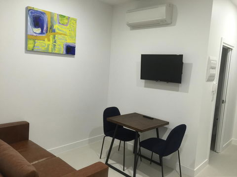 Whitehorse Apartments Hotel - New South Wales Tourism  32
