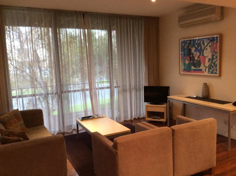 Phillip Island Apartments - New South Wales Tourism  25