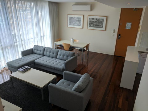 Phillip Island Apartments - New South Wales Tourism  3