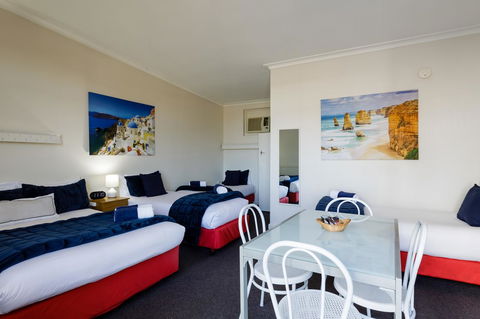 Bendigo Oval Motel - New South Wales Tourism  14