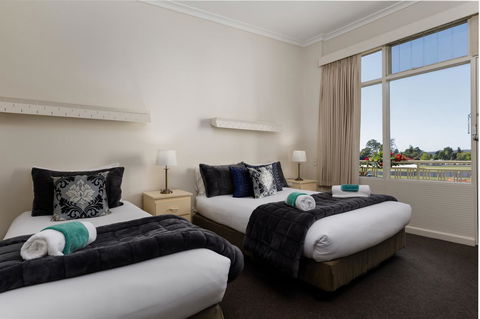 Bendigo Oval Motel - New South Wales Tourism  11