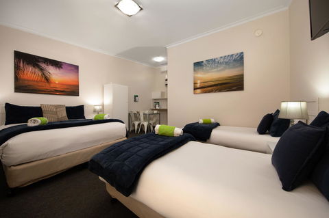 Bendigo Oval Motel - New South Wales Tourism  7