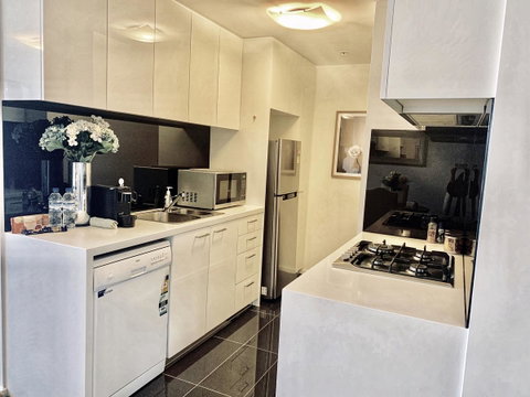 Luxury Apartments With View - New South Wales Tourism  7