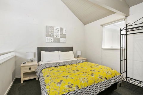 Terrace Lofts Apartments - New South Wales Tourism  1