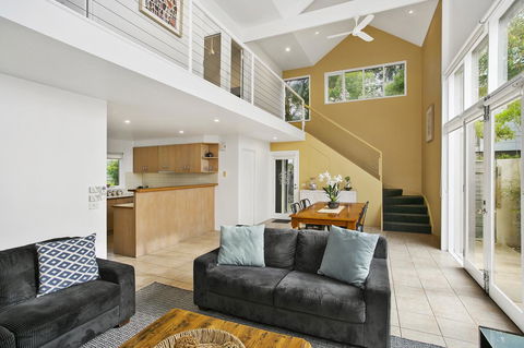 Terrace Lofts Apartments - New South Wales Tourism  0