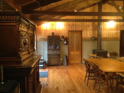 Mud Hollow Barn - New South Wales Tourism  9