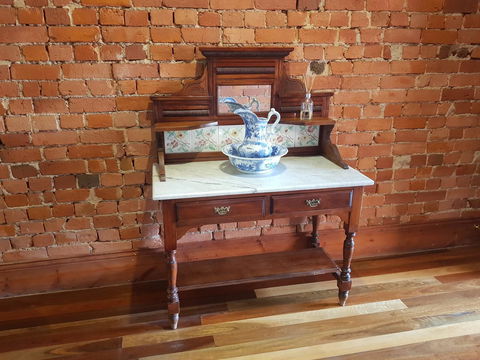 Sublime Spa Apartments - New South Wales Tourism  2