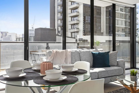Complete Host Tiara Apartments - New South Wales Tourism  20
