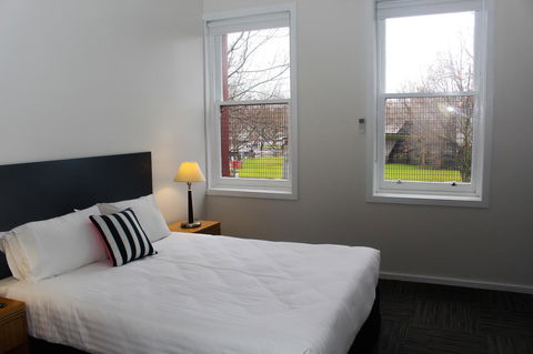 CROWN CENTRAL BUSINESS DISTRICT MOTEL - NO UNDER 18s - New South Wales Tourism  23