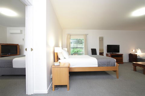 Quality Inn & Suites The Menzies - New South Wales Tourism  11