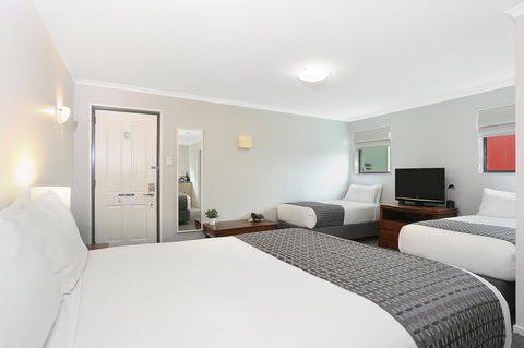 Quality Inn & Suites The Menzies - New South Wales Tourism  15