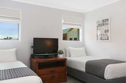 Quality Inn & Suites The Menzies - New South Wales Tourism  14