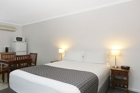Quality Inn & Suites The Menzies - New South Wales Tourism  16