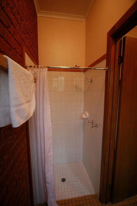 The Harrietville Snowline Hotel - New South Wales Tourism  22