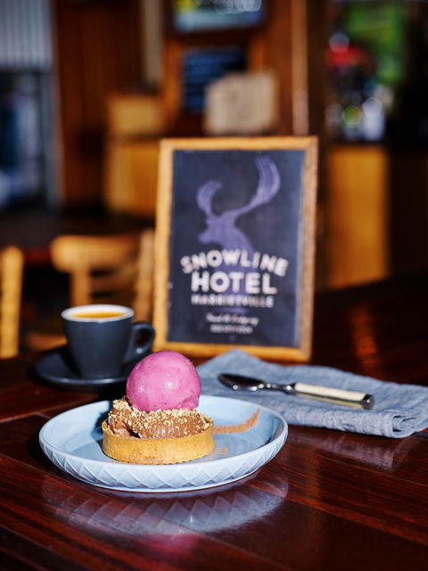 The Harrietville Snowline Hotel - New South Wales Tourism  15