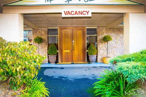 Amara Springs Guest House - New South Wales Tourism  6