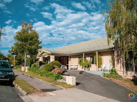 Amara Springs Guest House - New South Wales Tourism  18