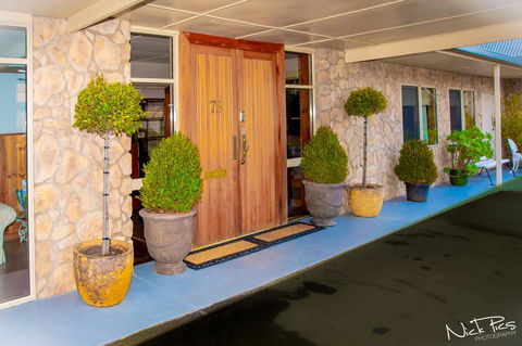 Amara Springs Guest House - New South Wales Tourism  8