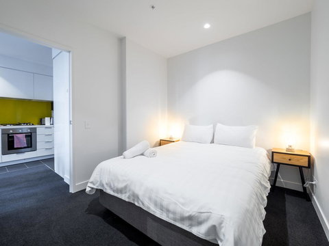 Melstay On Eporo Tower - New South Wales Tourism  12