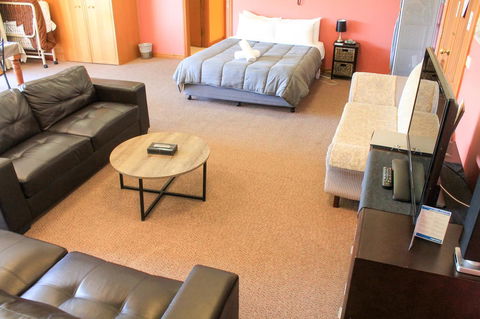 St Georges Motor Inn - New South Wales Tourism  25