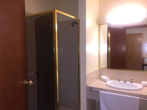 St Georges Motor Inn - New South Wales Tourism  17