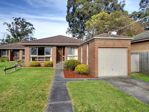 Uptown Frankston - New South Wales Tourism  15