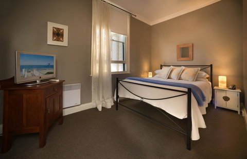 Athelstane House - New South Wales Tourism  15